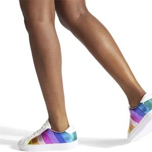 Kurt Geiger London Lane Stripe Sneaker